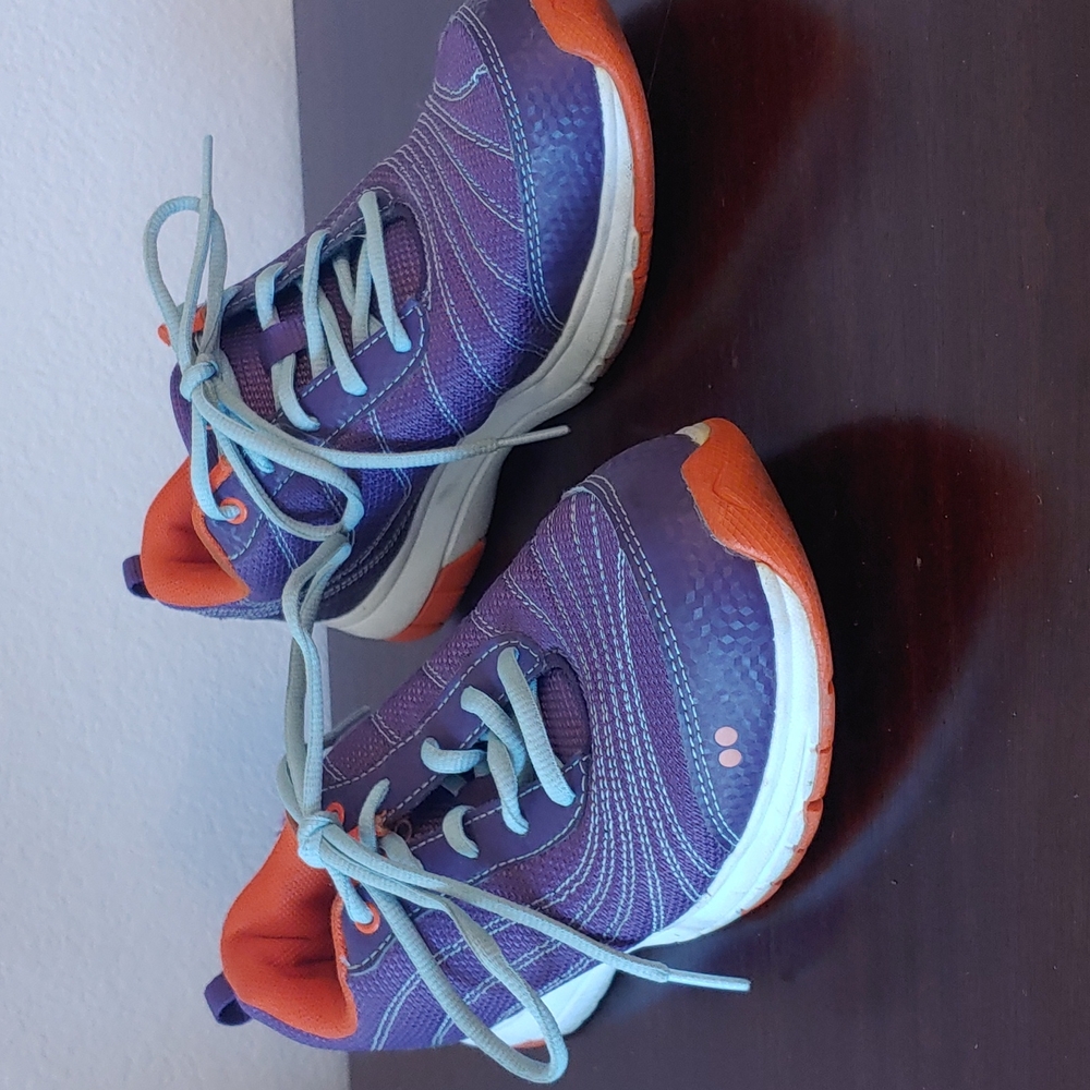 RYKA SNEAKER